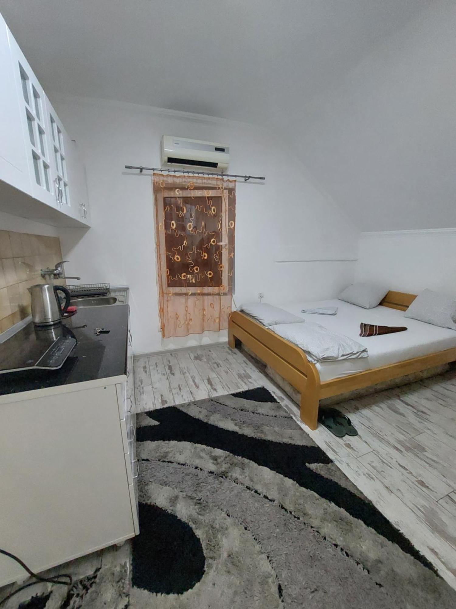 Hostel Inn Downtown Beograd Eksteriør bilde